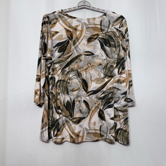 Susan Graver Liquid Knit Stretchy Tunic Leaves Print Earthtones Natural 2X - Picture 2 of 6